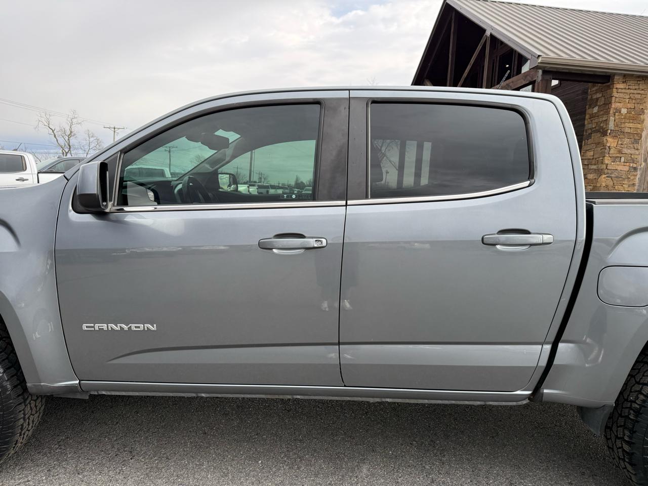 GMC Canyon SLE Crew Cab 2WD 2020