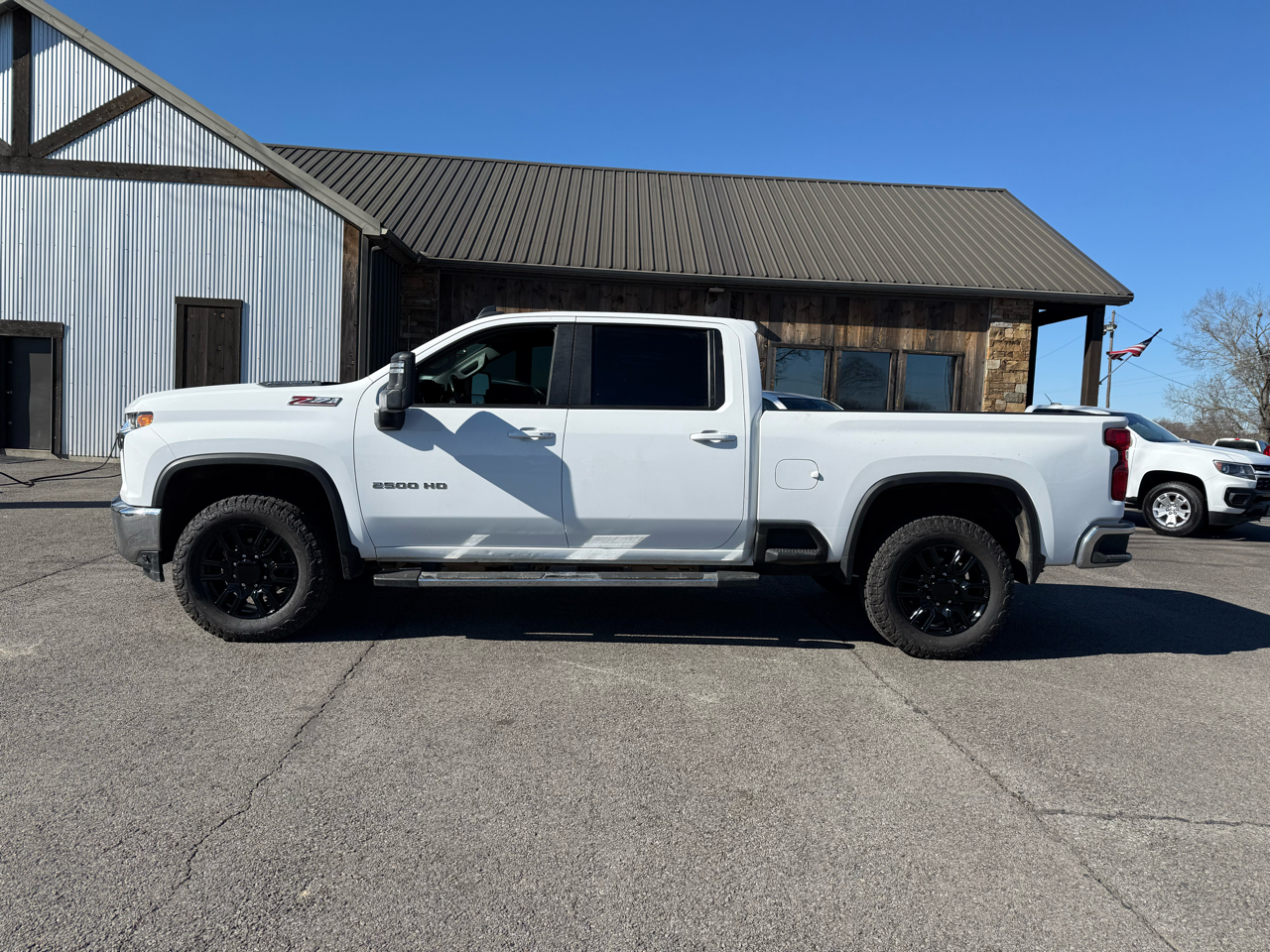 Chevrolet Silverado 2500HD LT Crew Cab 4WD 2023