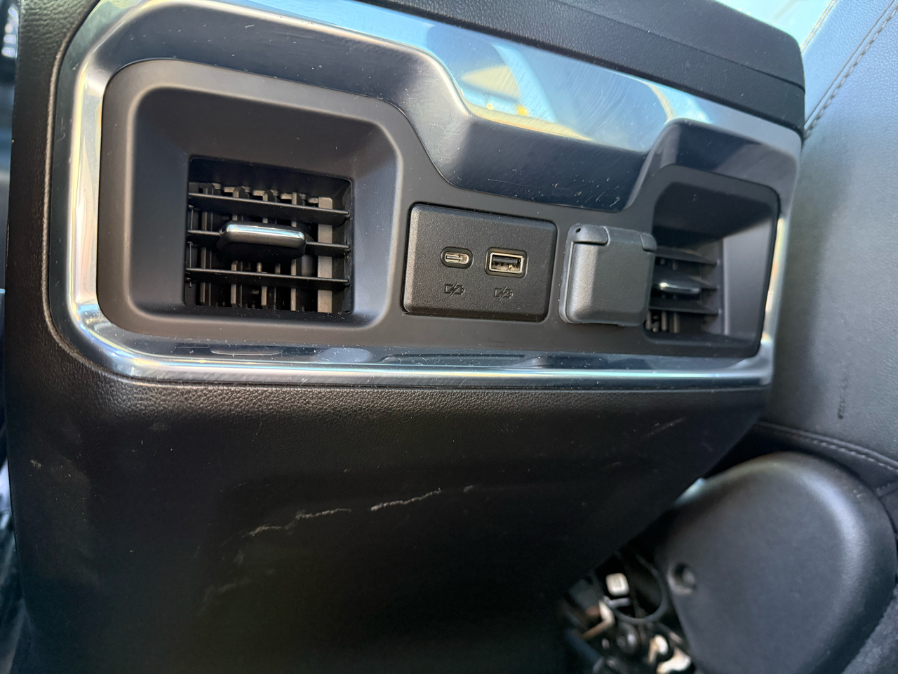 GMC Sierra 1500 AT4 Crew Cab 4WD 2021