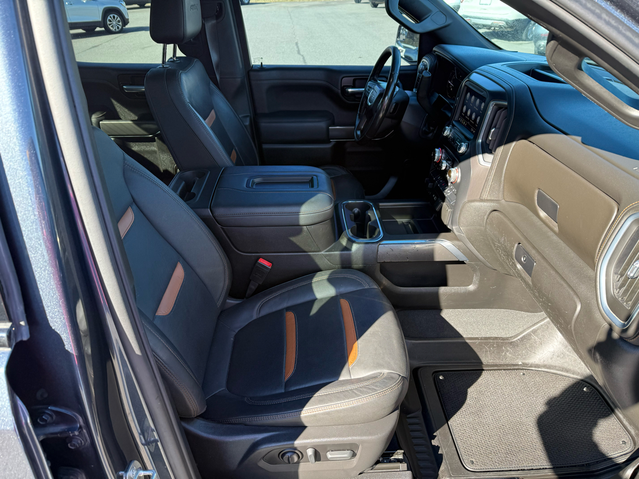 GMC Sierra 1500 AT4 Crew Cab 4WD 2021