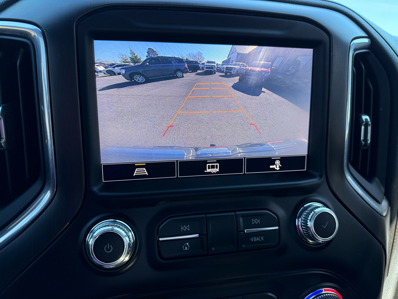 GMC Sierra 1500 AT4 Crew Cab 4WD 2021