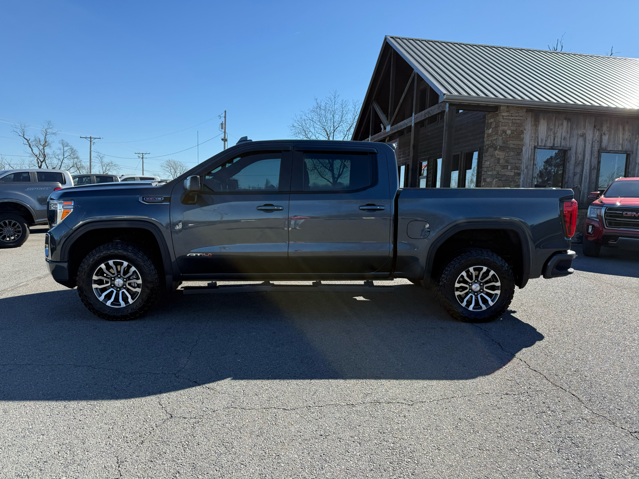 GMC Sierra 1500 AT4 Crew Cab 4WD 2021