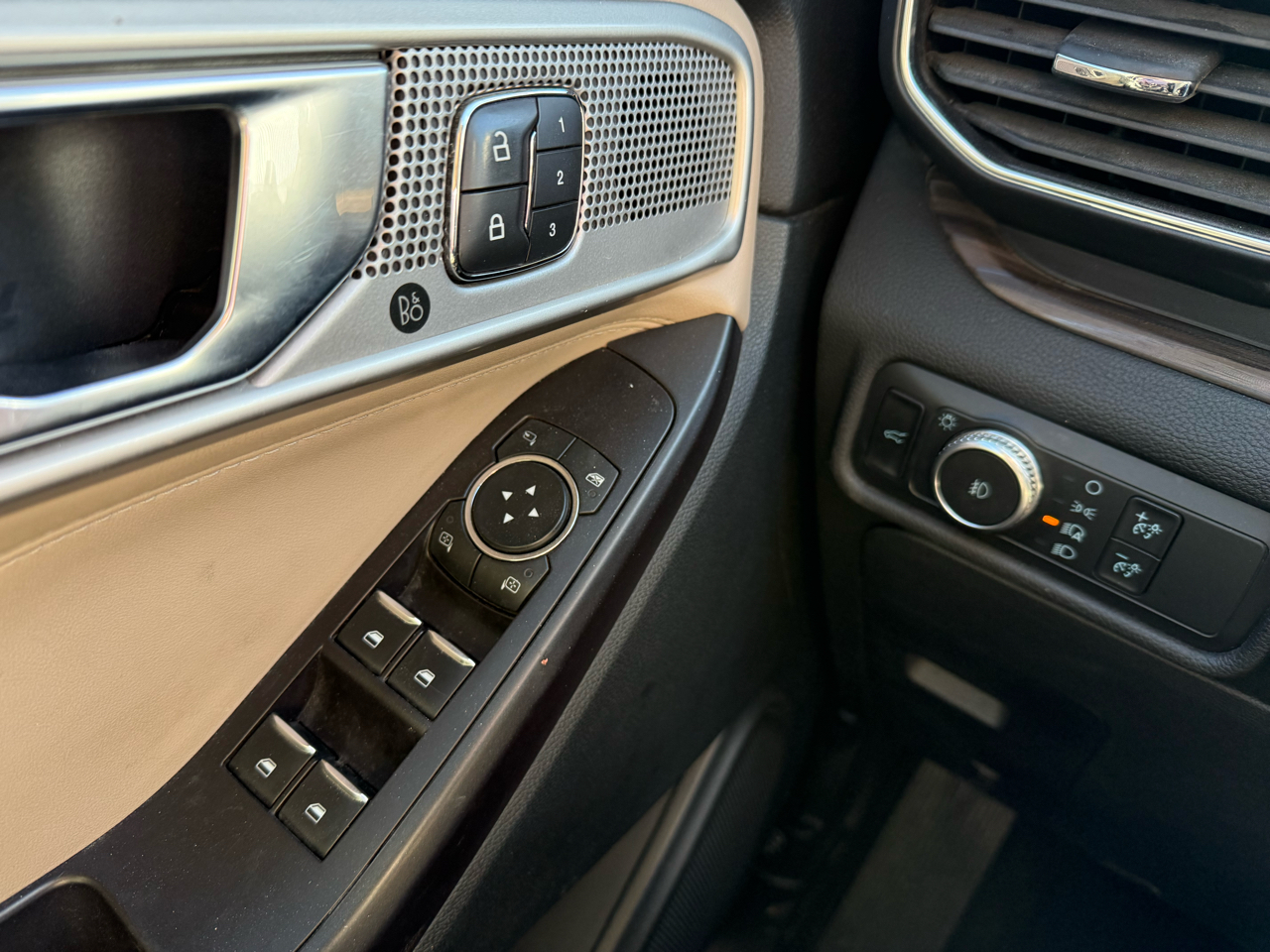 Ford Explorer Limited 2020