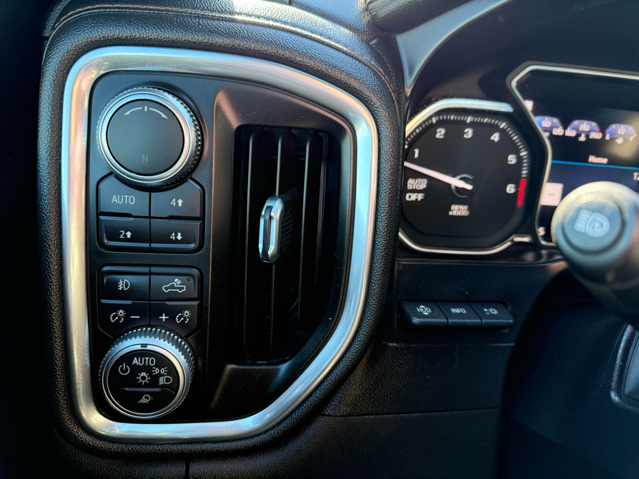 GMC Sierra 1500 AT4 Double Cab 4WD 2019