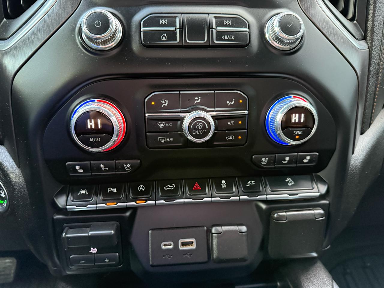 GMC Sierra 1500 AT4 Double Cab 4WD 2019