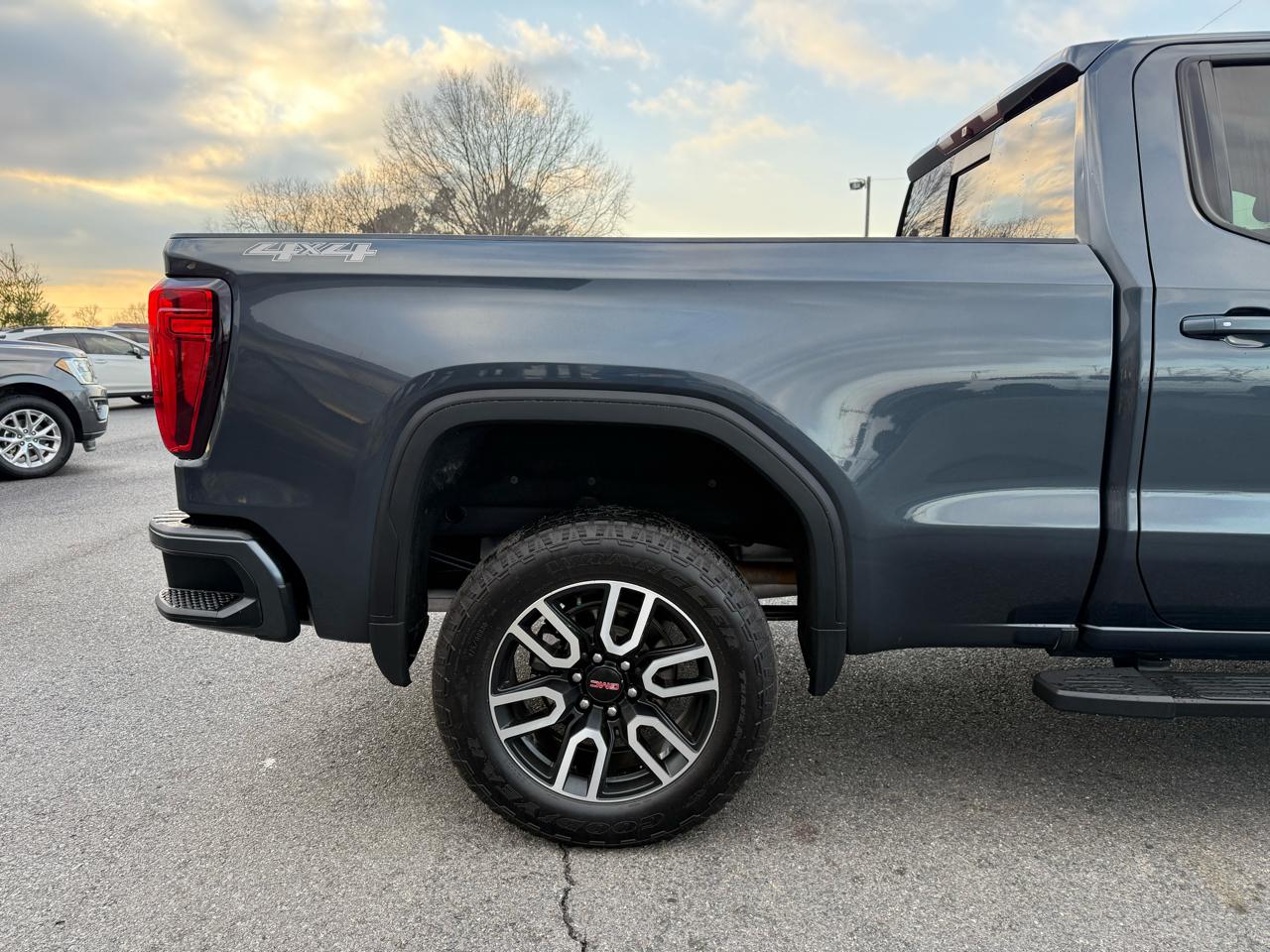 GMC Sierra 1500 AT4 Double Cab 4WD 2019