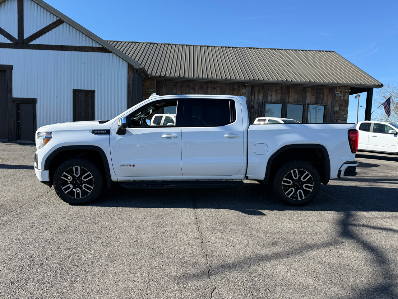 GMC Sierra 1500 AT4 Crew Cab 4WD 2019