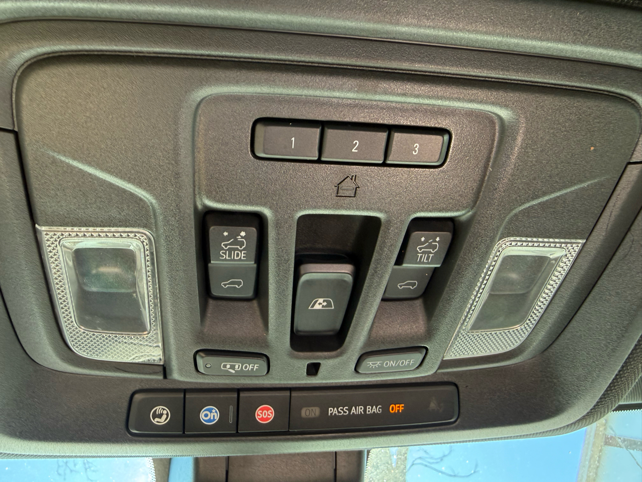 GMC Sierra 1500 AT4 Crew Cab 4WD 2019