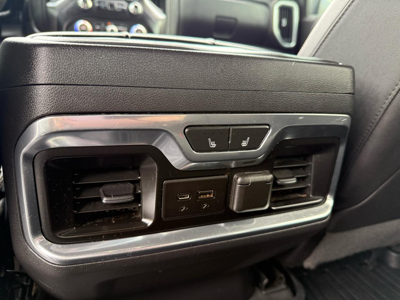 GMC Sierra 1500 AT4 Crew Cab 4WD 2019