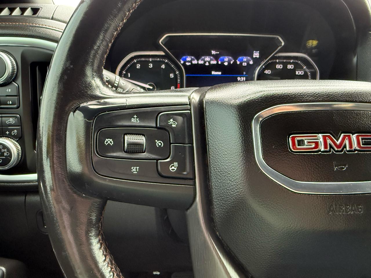 GMC Sierra 1500 AT4 Crew Cab 4WD 2019