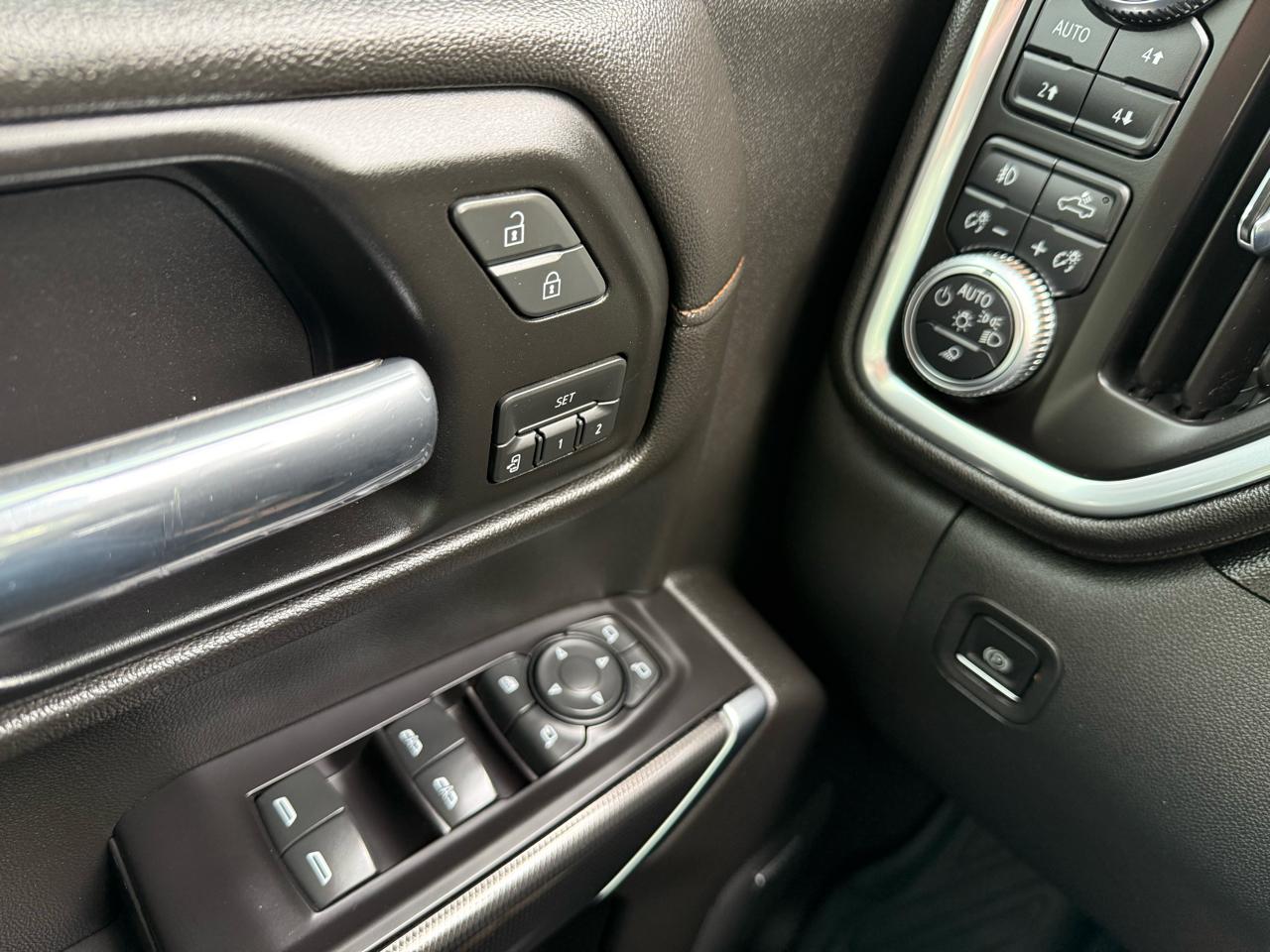 GMC Sierra 1500 AT4 Crew Cab 4WD 2019