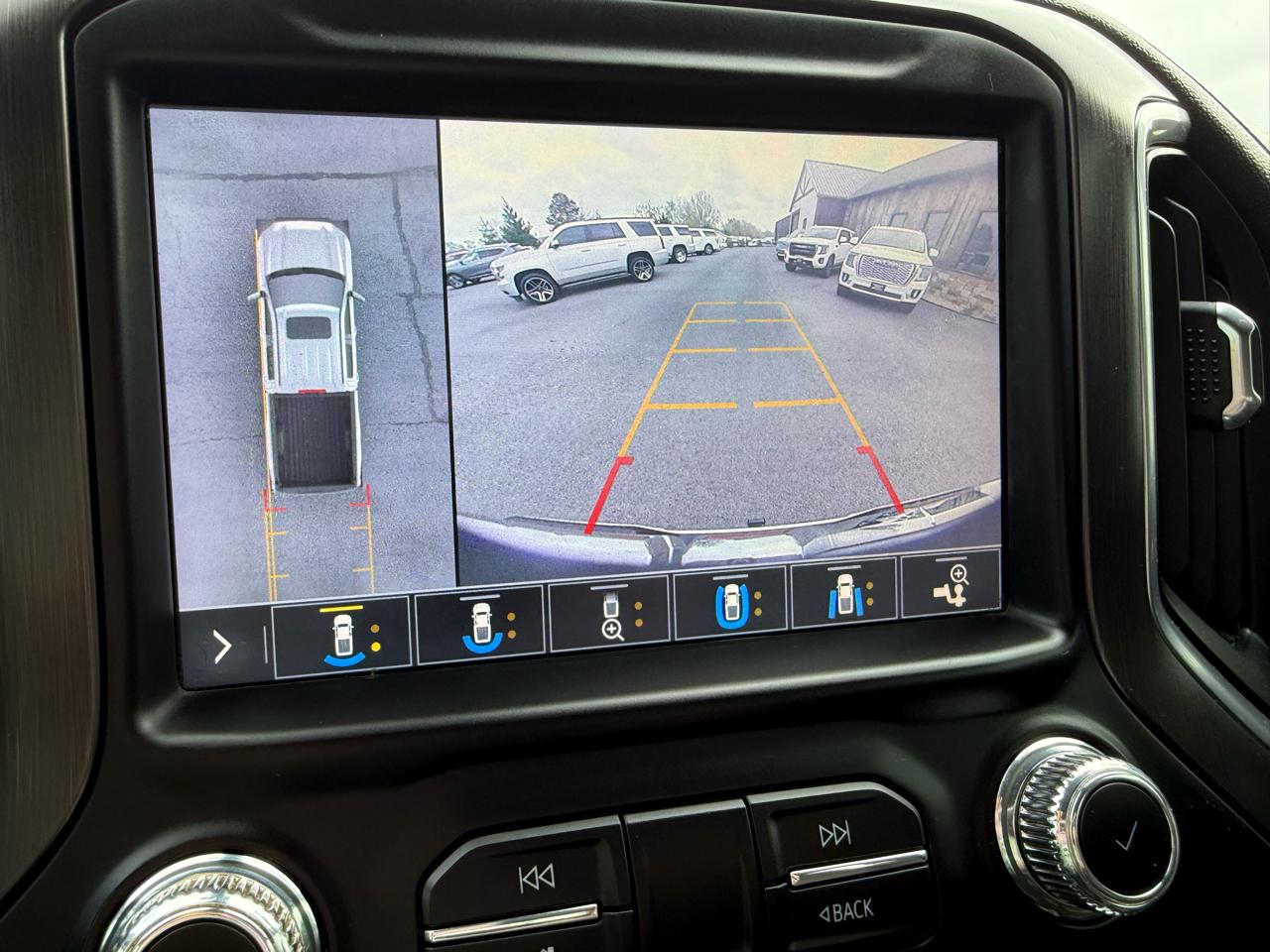 GMC Sierra 1500 AT4 Crew Cab 4WD 2019