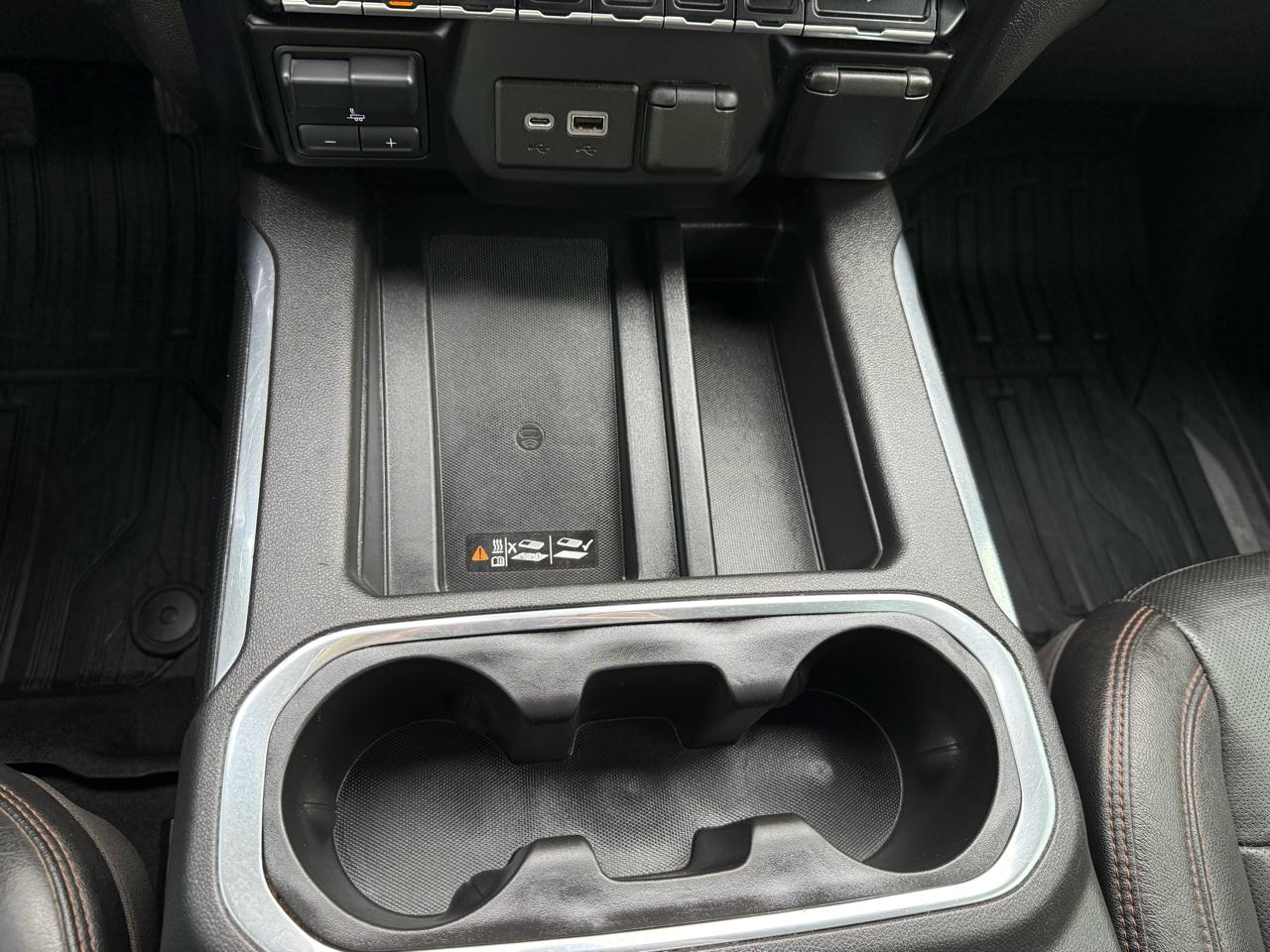 GMC Sierra 1500 AT4 Crew Cab 4WD 2019