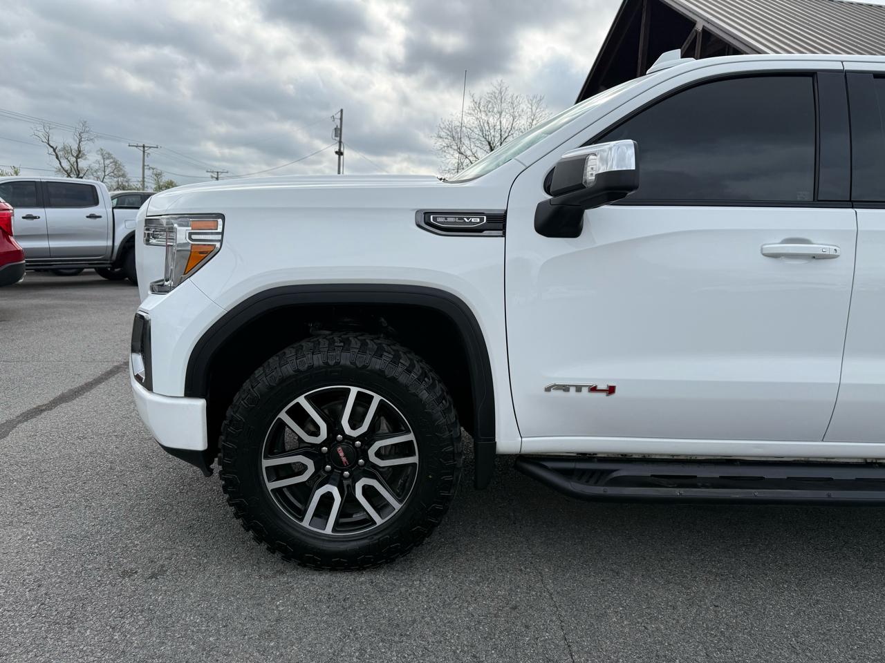 GMC Sierra 1500 AT4 Crew Cab 4WD 2019