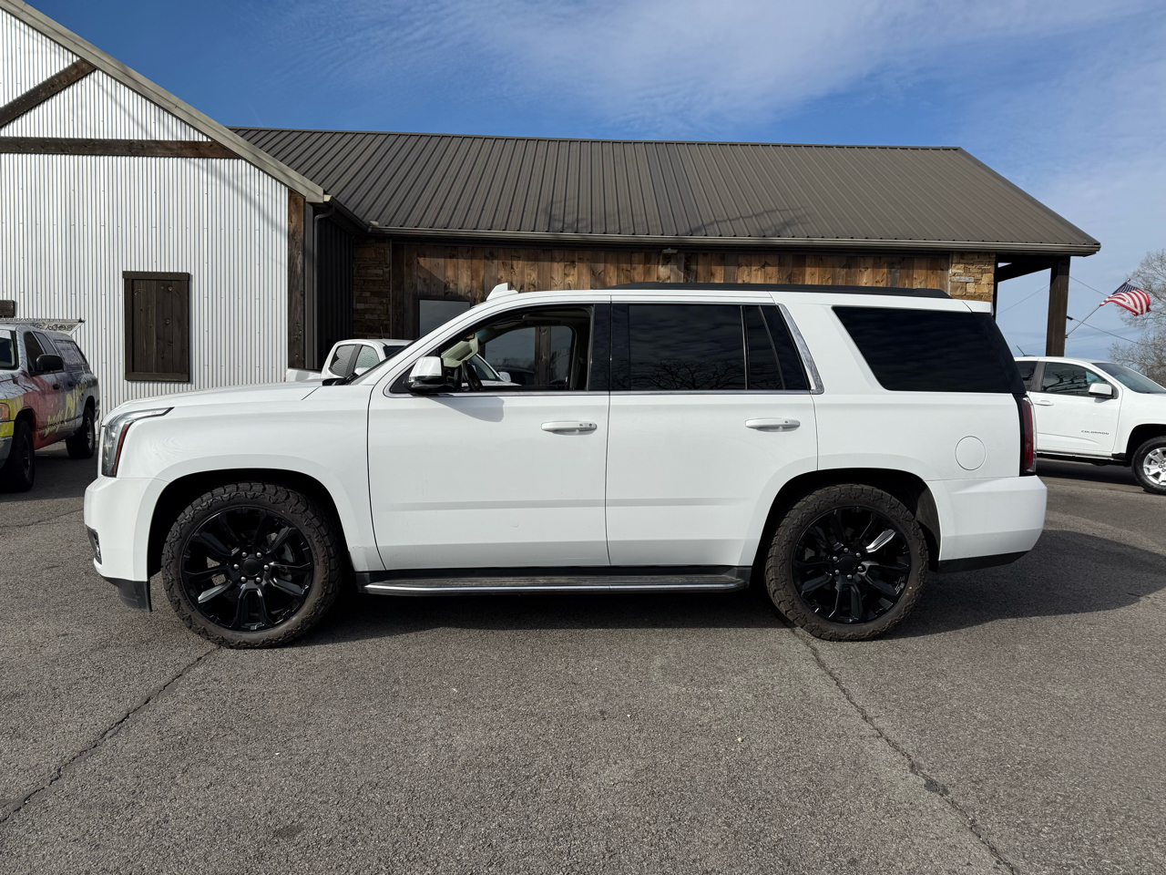 GMC Yukon SLT 4WD 2017