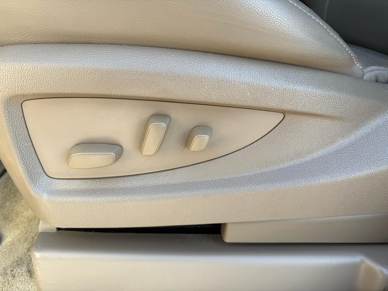 GMC Yukon SLT 4WD 2017