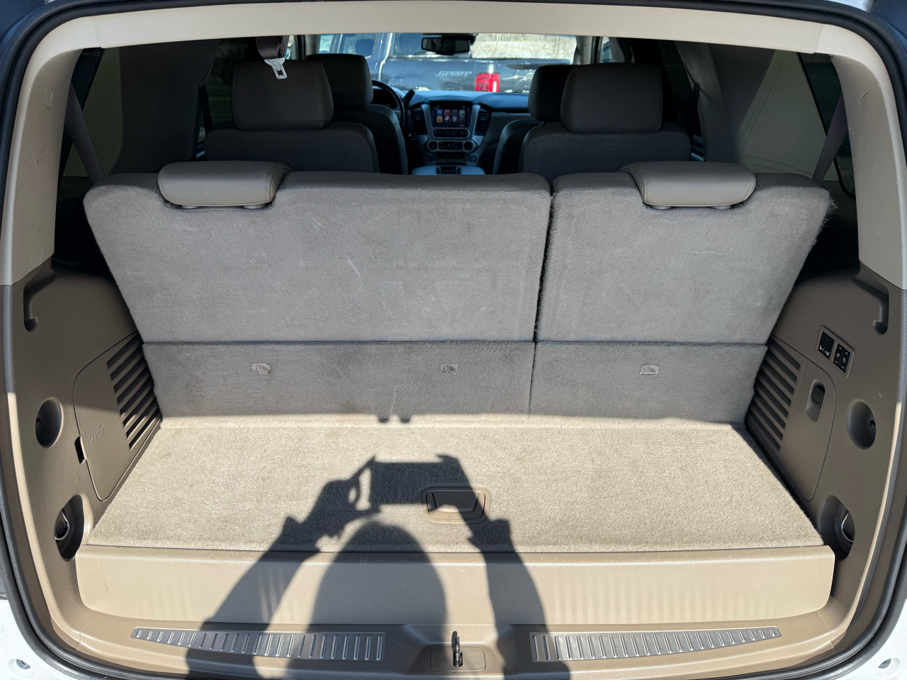 GMC Yukon SLT 4WD 2017