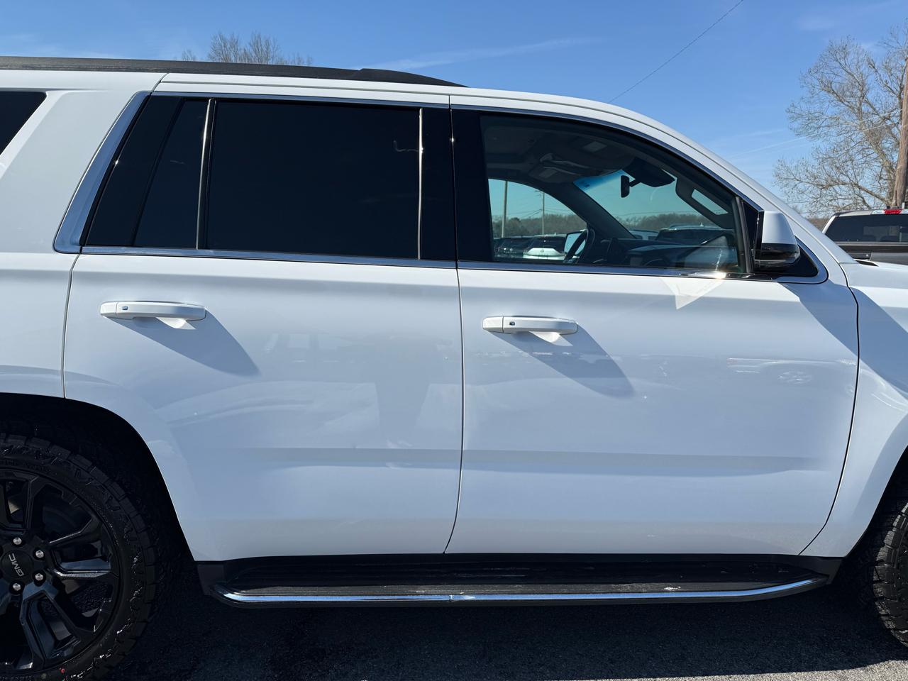 GMC Yukon SLT 4WD 2017