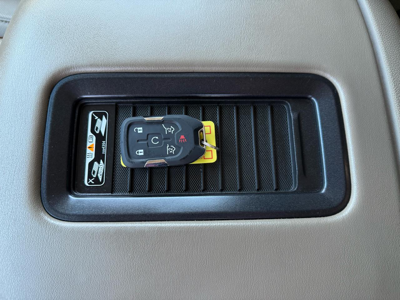 GMC Yukon SLT 4WD 2017