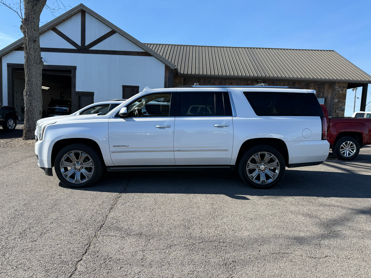GMC Yukon XL Denali 4WD 2018
