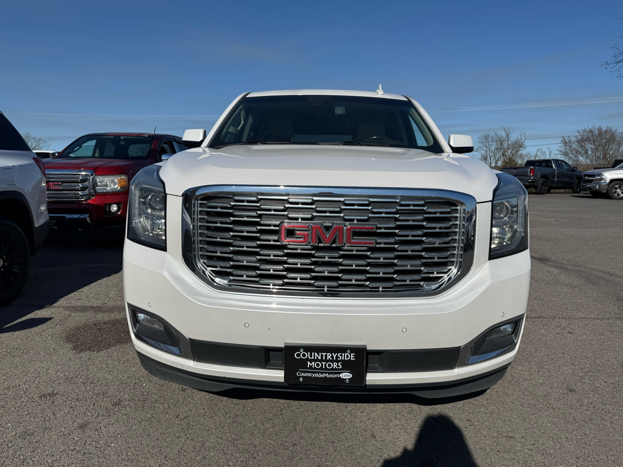 GMC Yukon XL Denali 4WD 2018