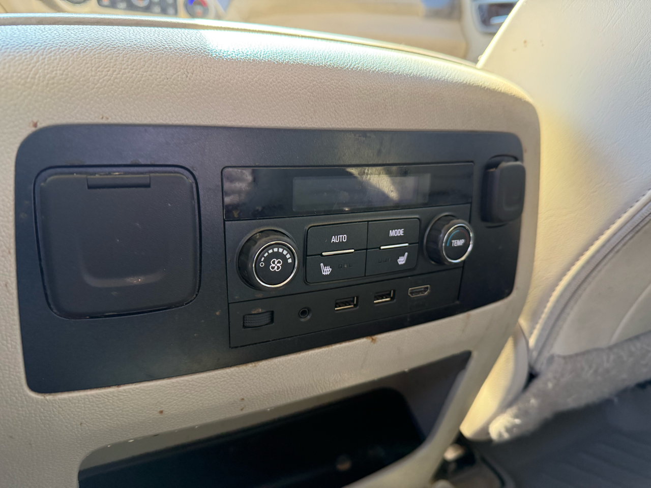 GMC Yukon XL Denali 4WD 2018