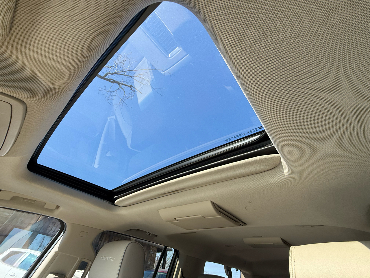 GMC Yukon XL Denali 4WD 2018