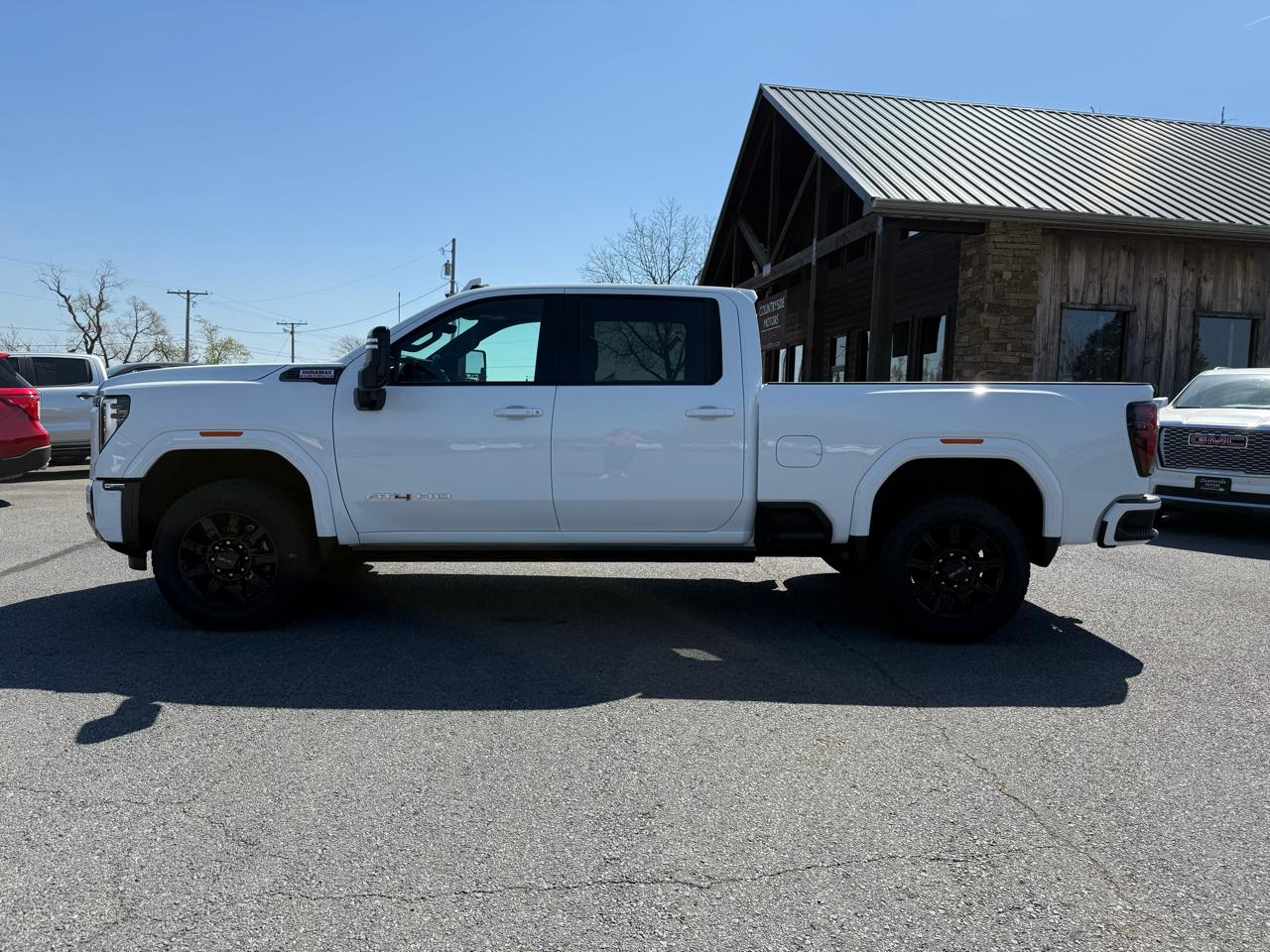 GMC Sierra 2500HD AT4 Crew Cab 4WD 2024