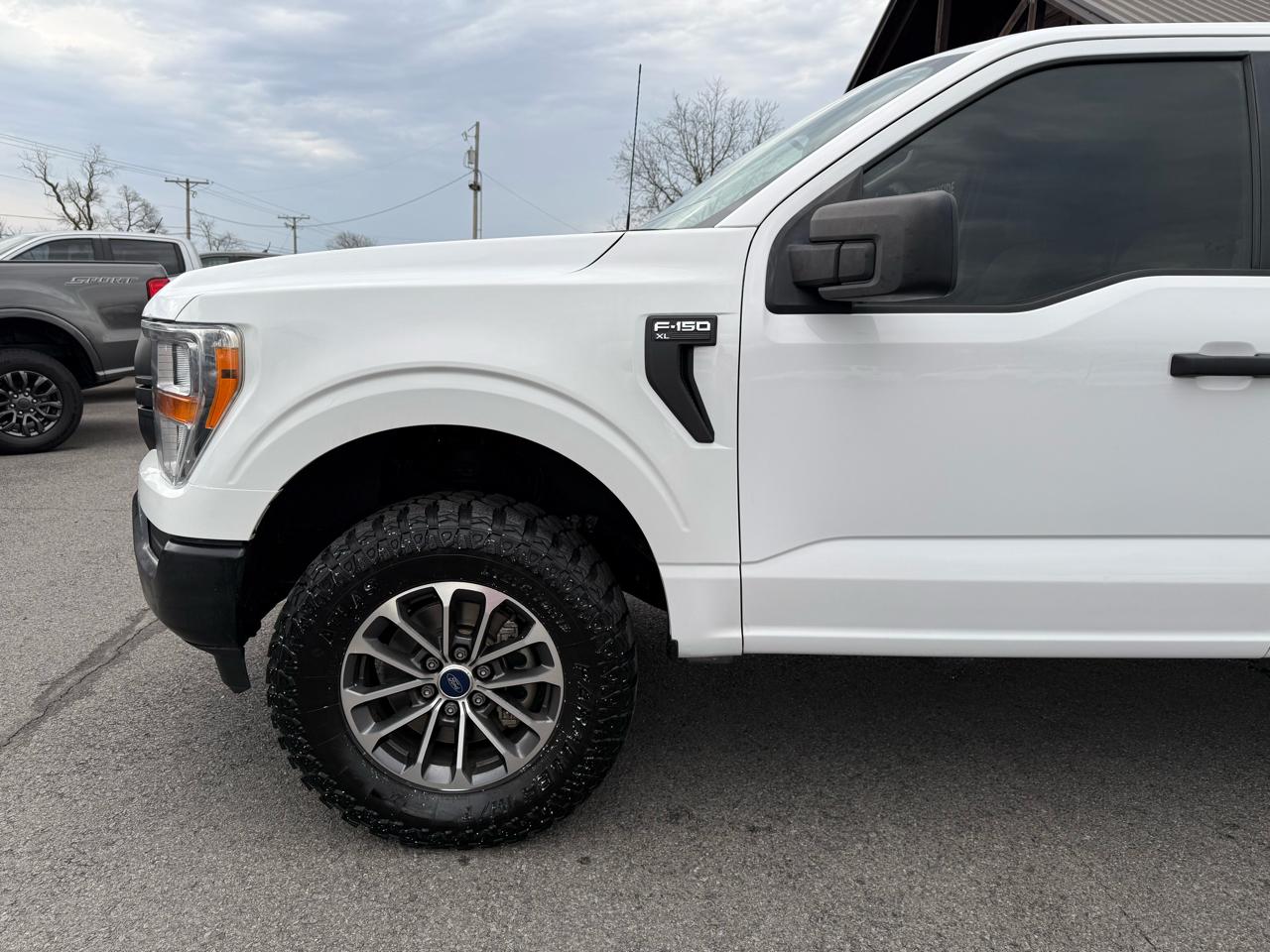 Ford F-150 XL SuperCab 4WD 2021