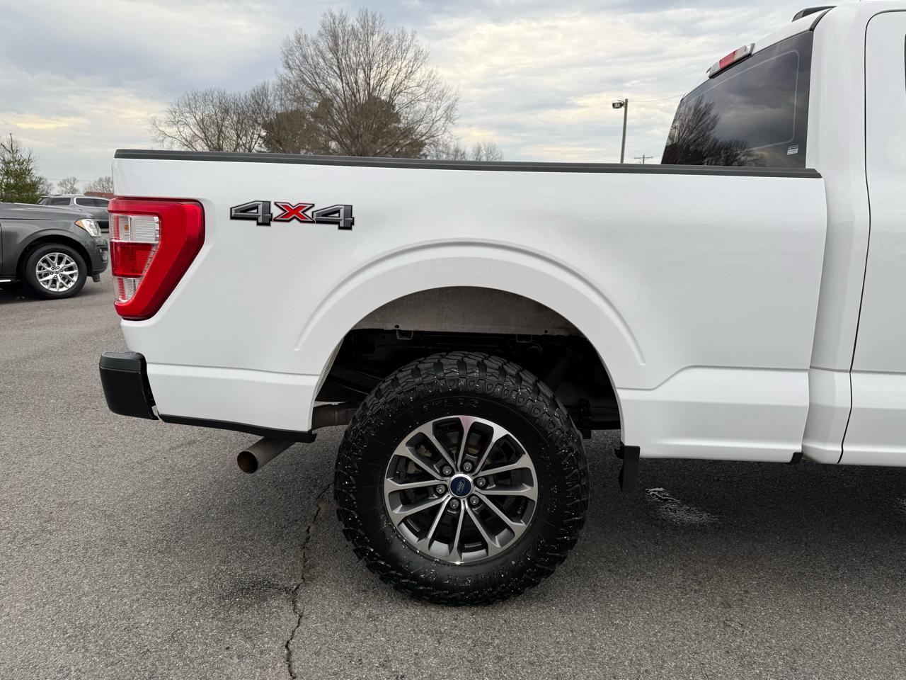 Ford F-150 XL SuperCab 4WD 2021