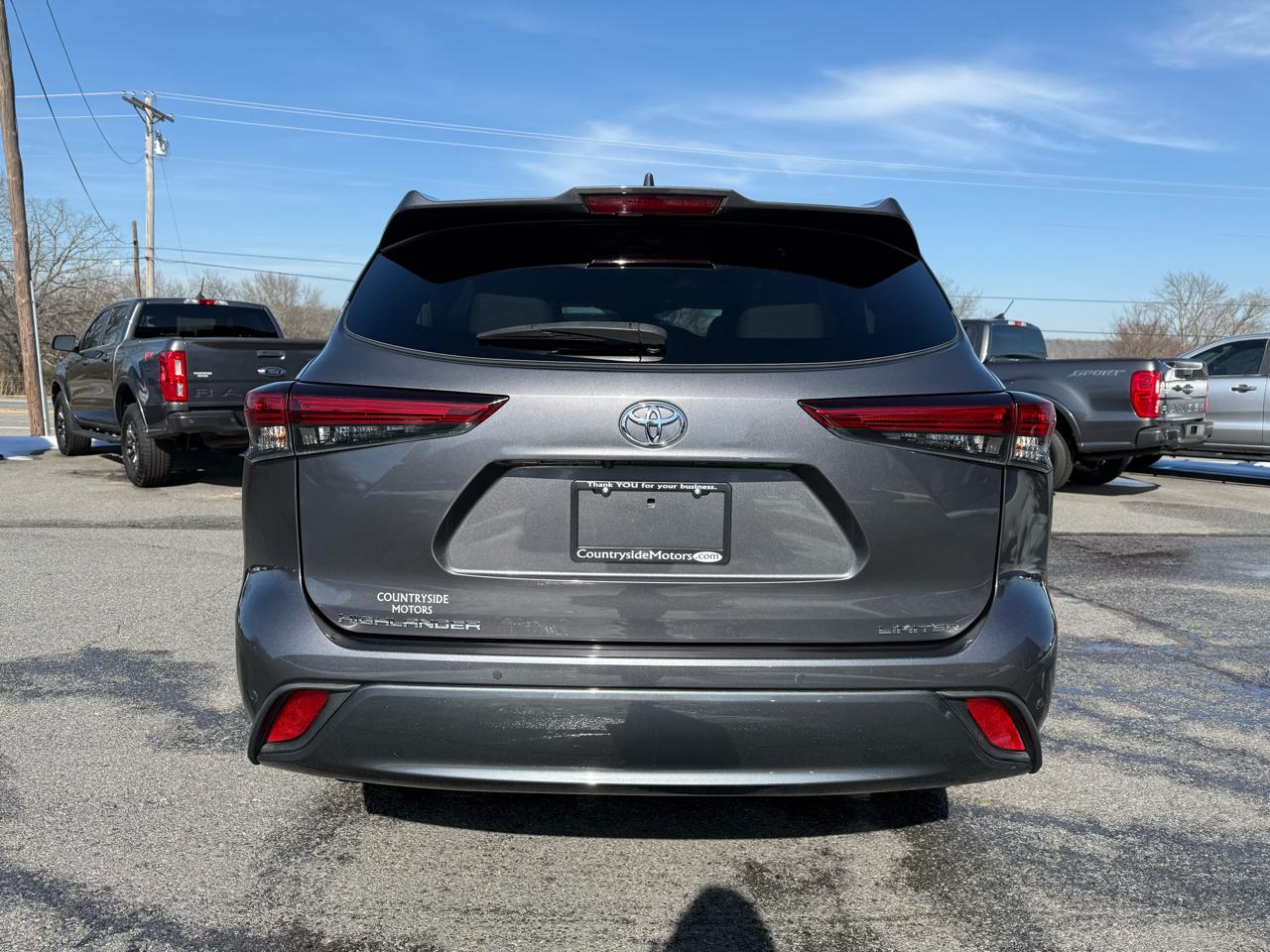 Toyota Highlander Limited 2021