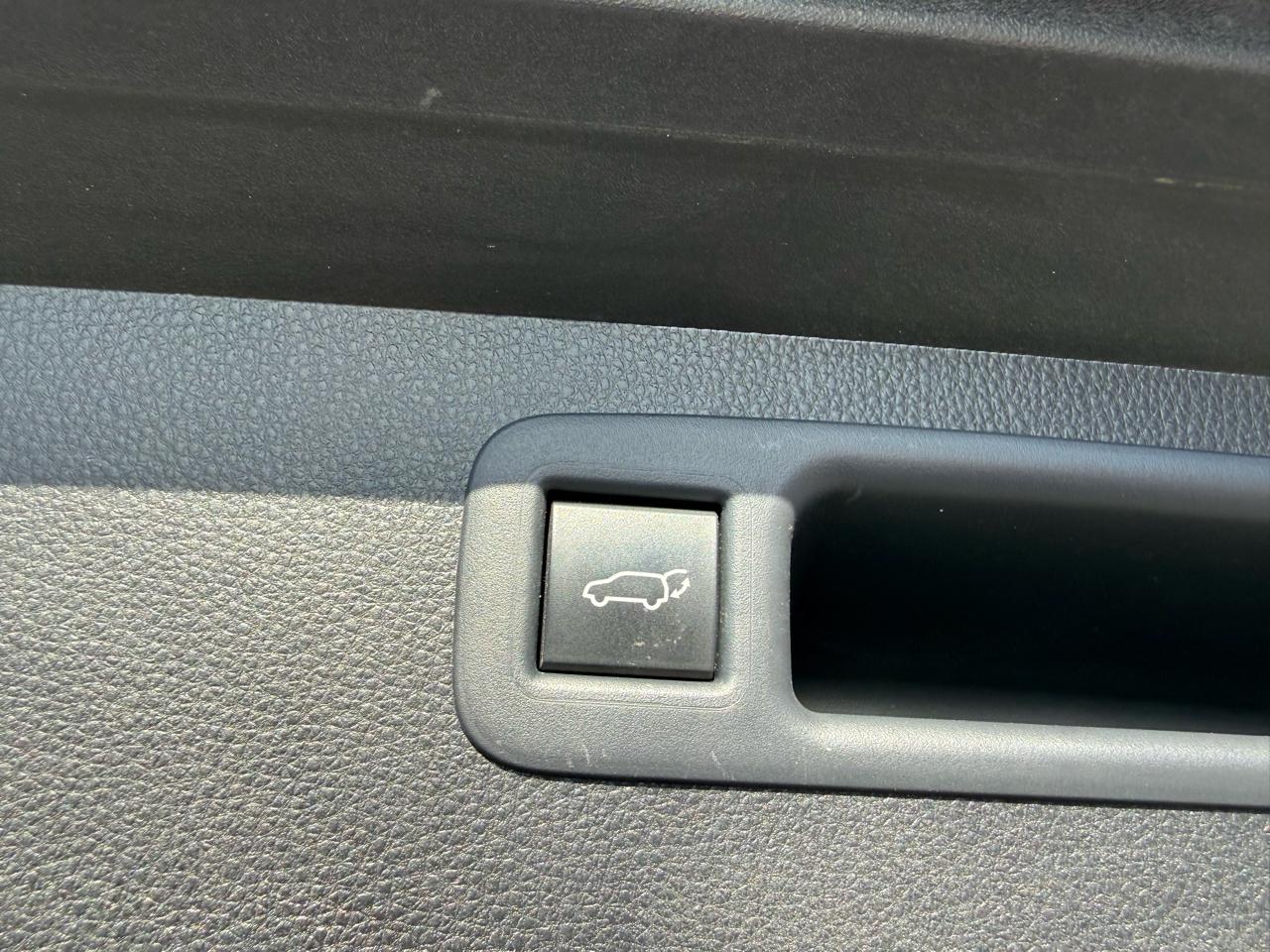 Toyota Highlander Limited 2021