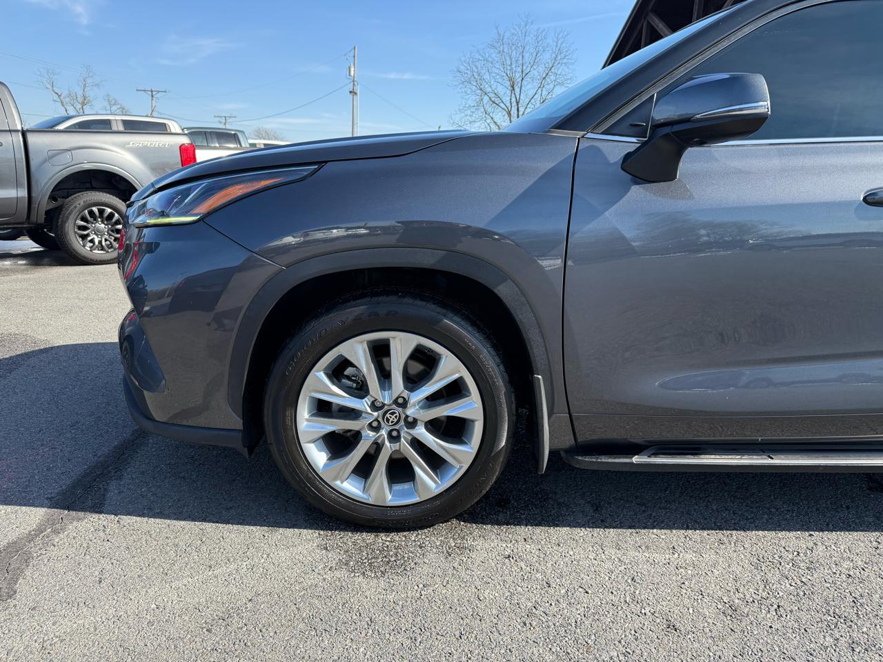 Toyota Highlander Limited 2021