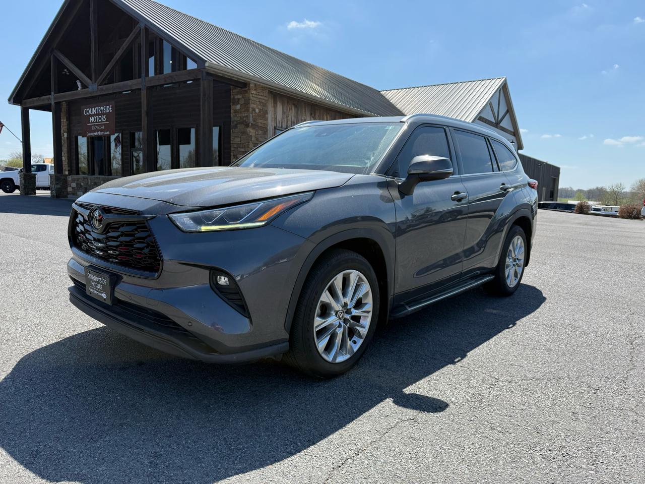 Toyota Highlander Limited 2021