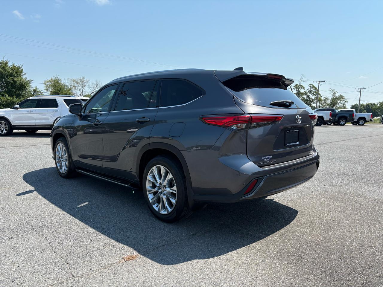 Toyota Highlander Limited 2021