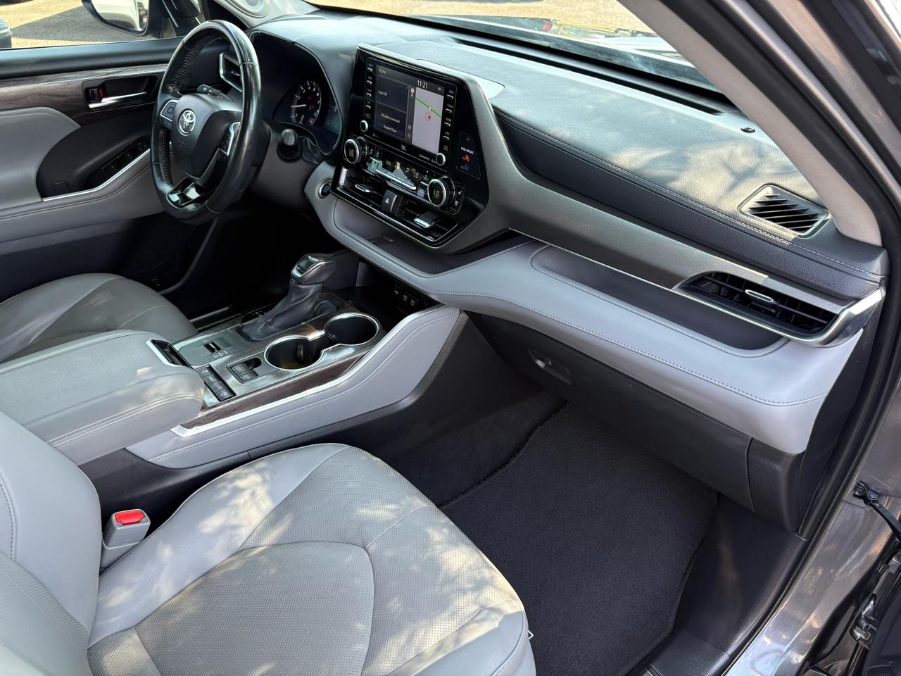 Toyota Highlander Limited 2021