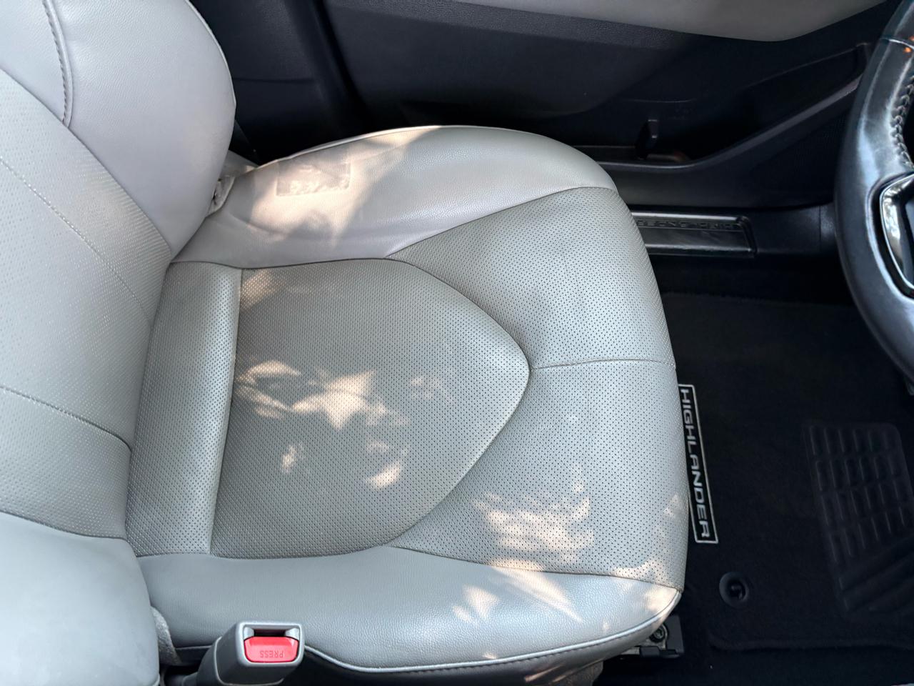 Toyota Highlander Limited 2021