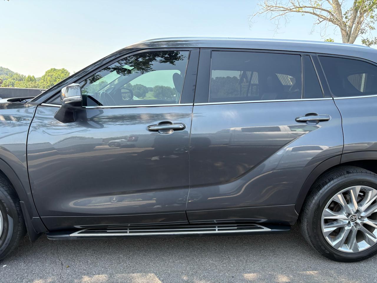 Toyota Highlander Limited 2021