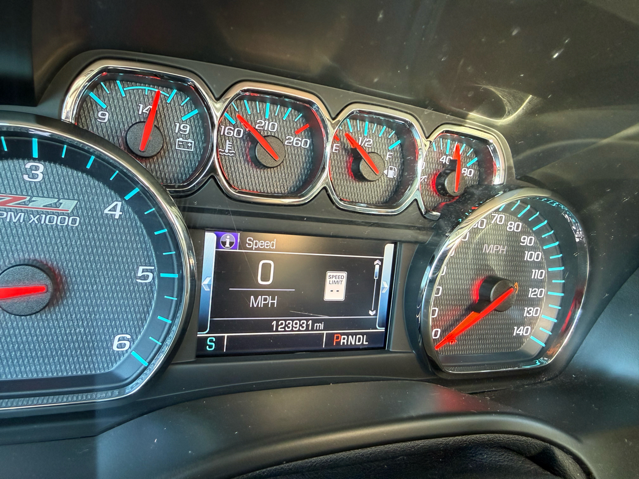 Chevrolet Tahoe  2018