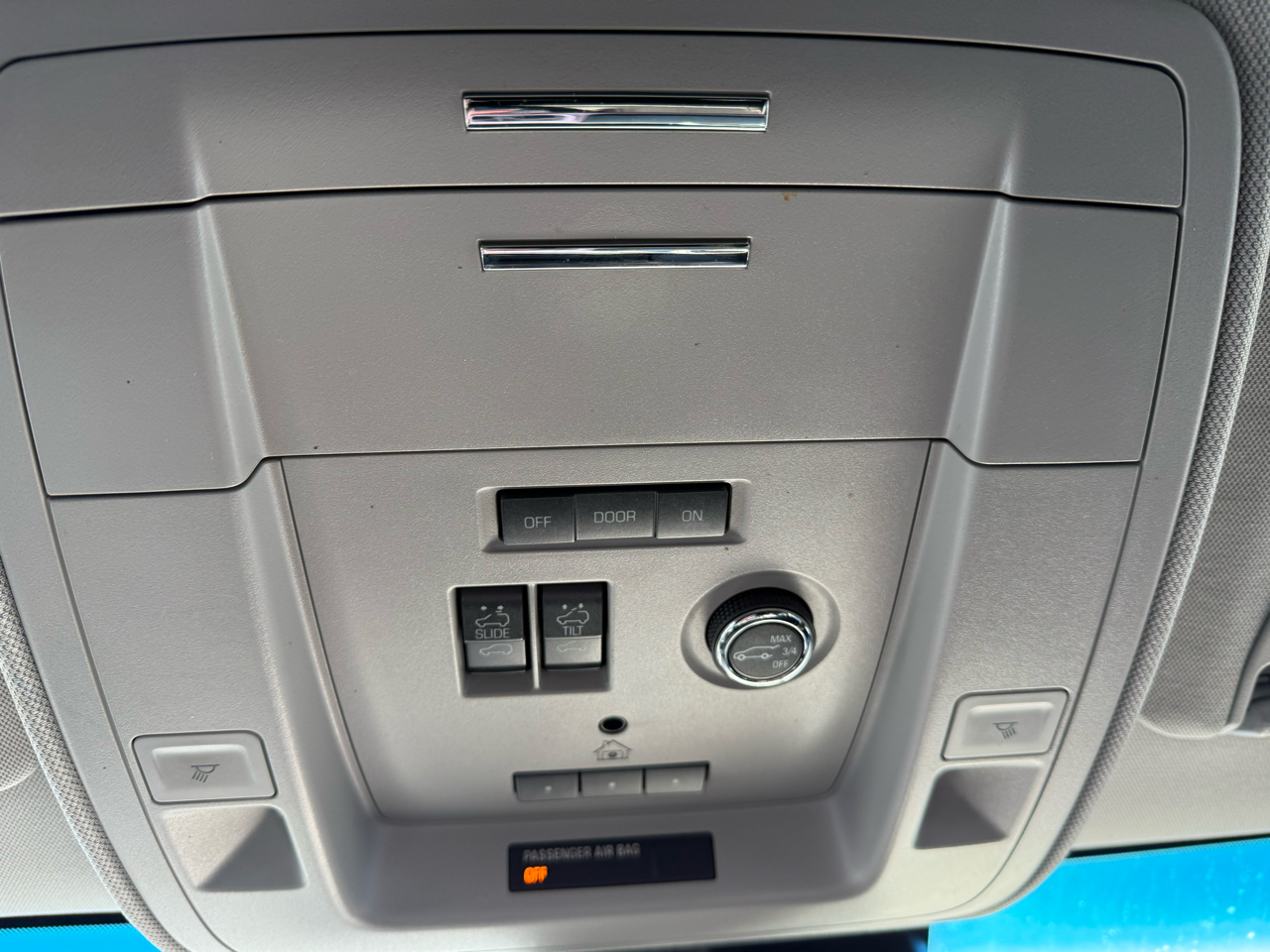 Chevrolet Tahoe  2018