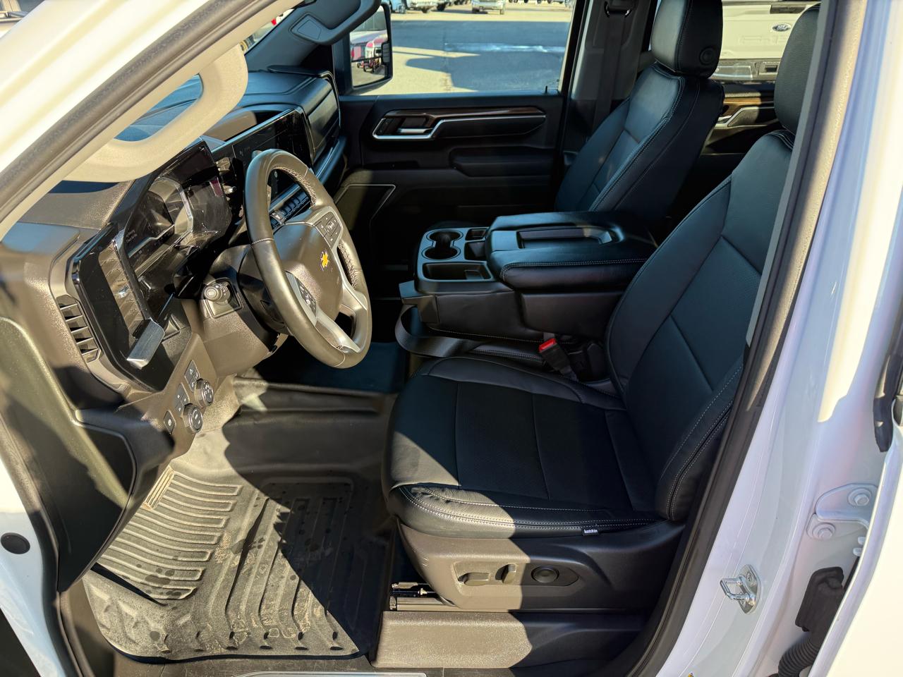 Chevrolet Silverado 2500HD  2025