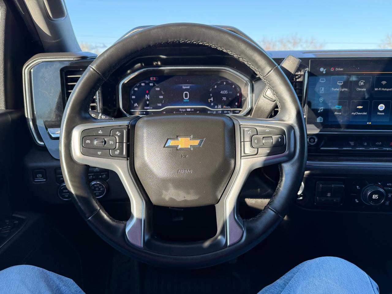 Chevrolet Silverado 2500HD  2025