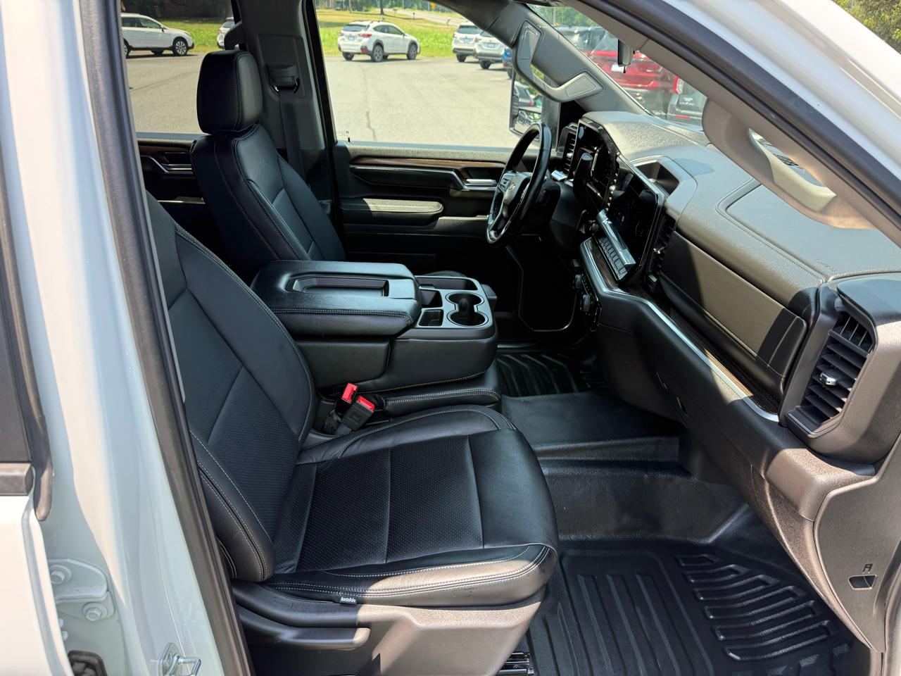 Chevrolet Silverado 2500HD  2025