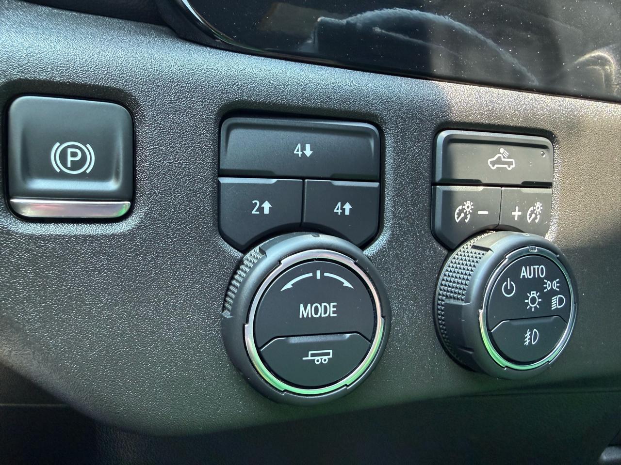 Chevrolet Silverado 2500HD  2025