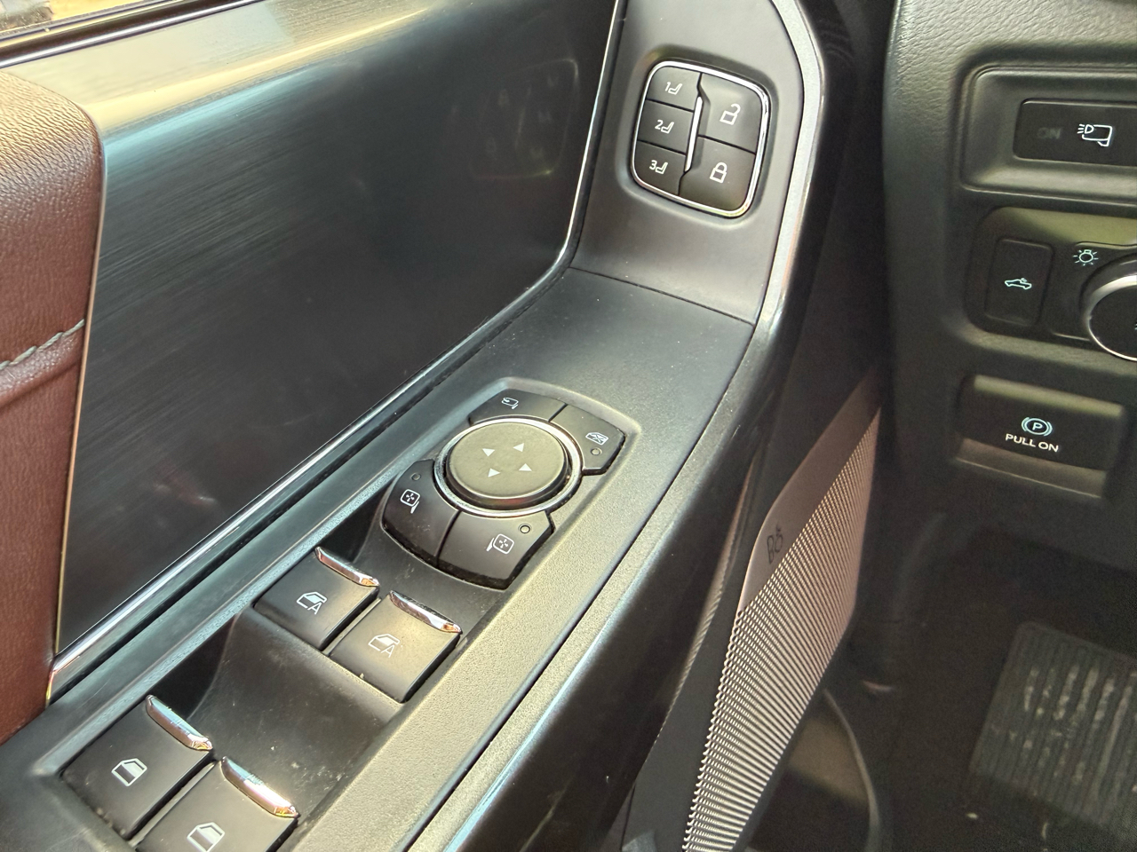 Ford F-150 Lariat SuperCrew 4WD 2021