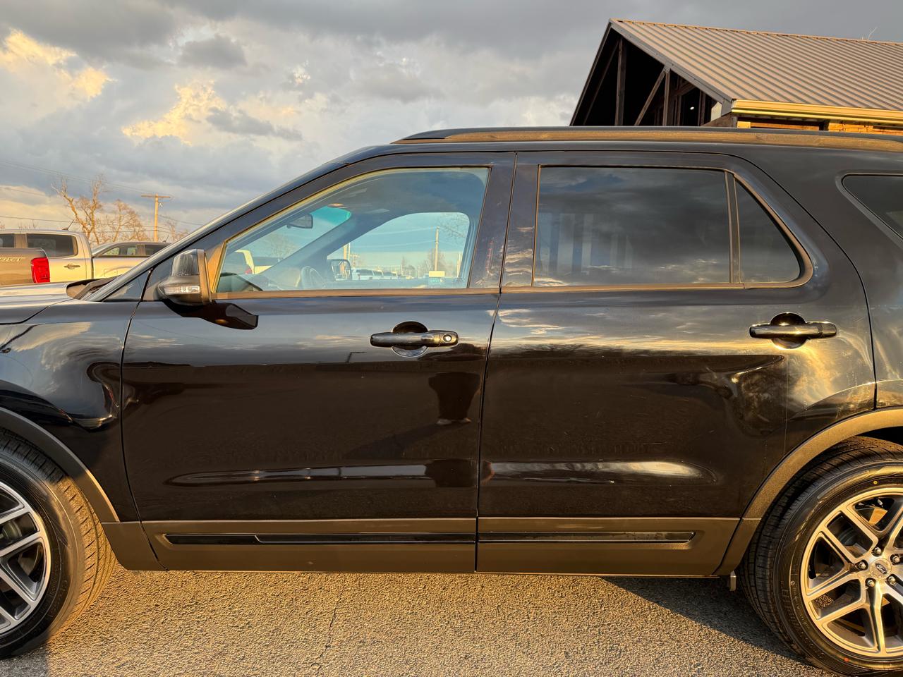 Ford Explorer Sport 4WD 2016