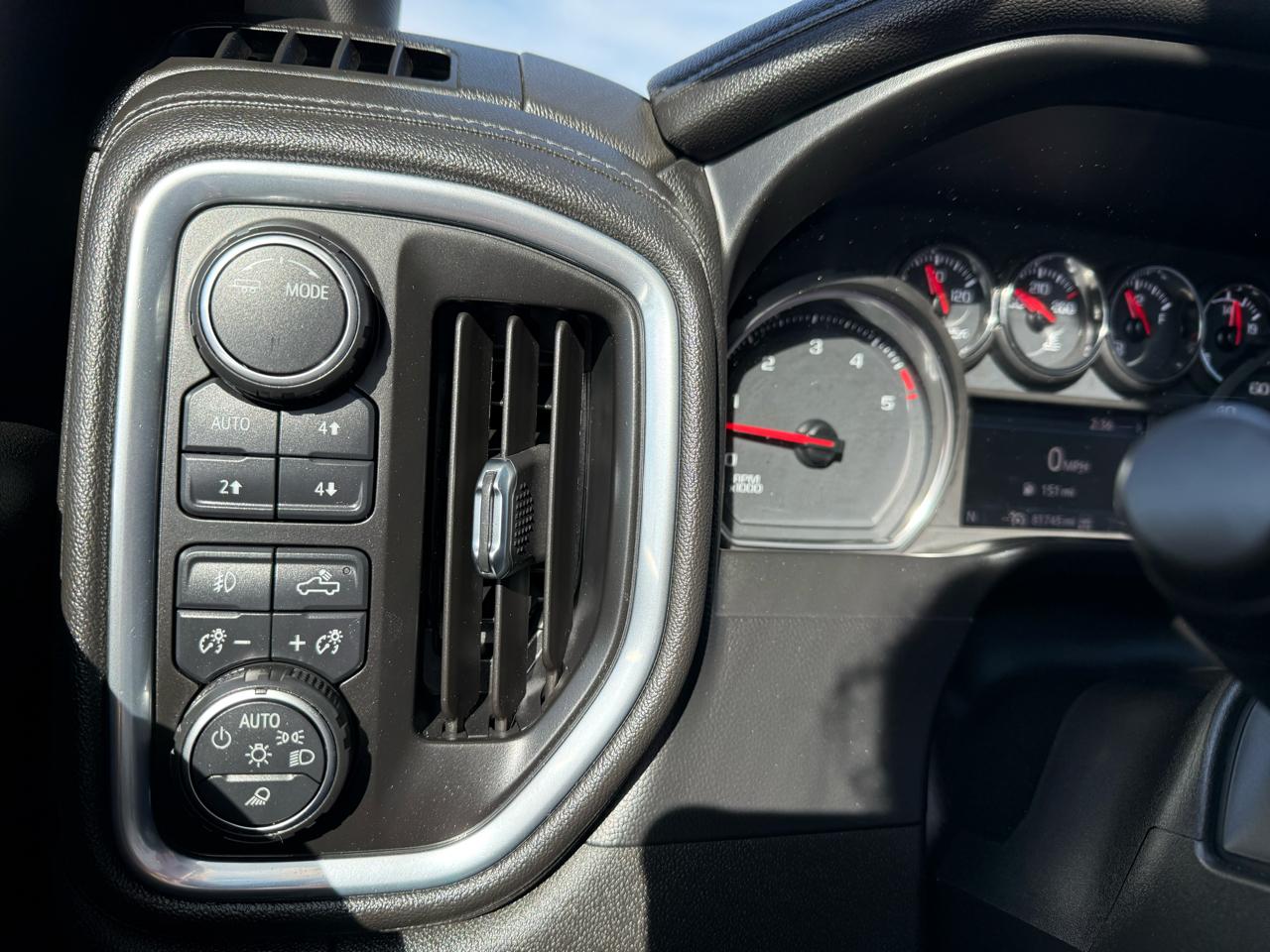 Chevrolet Silverado 2500HD LTZ Crew Cab 4WD 2021