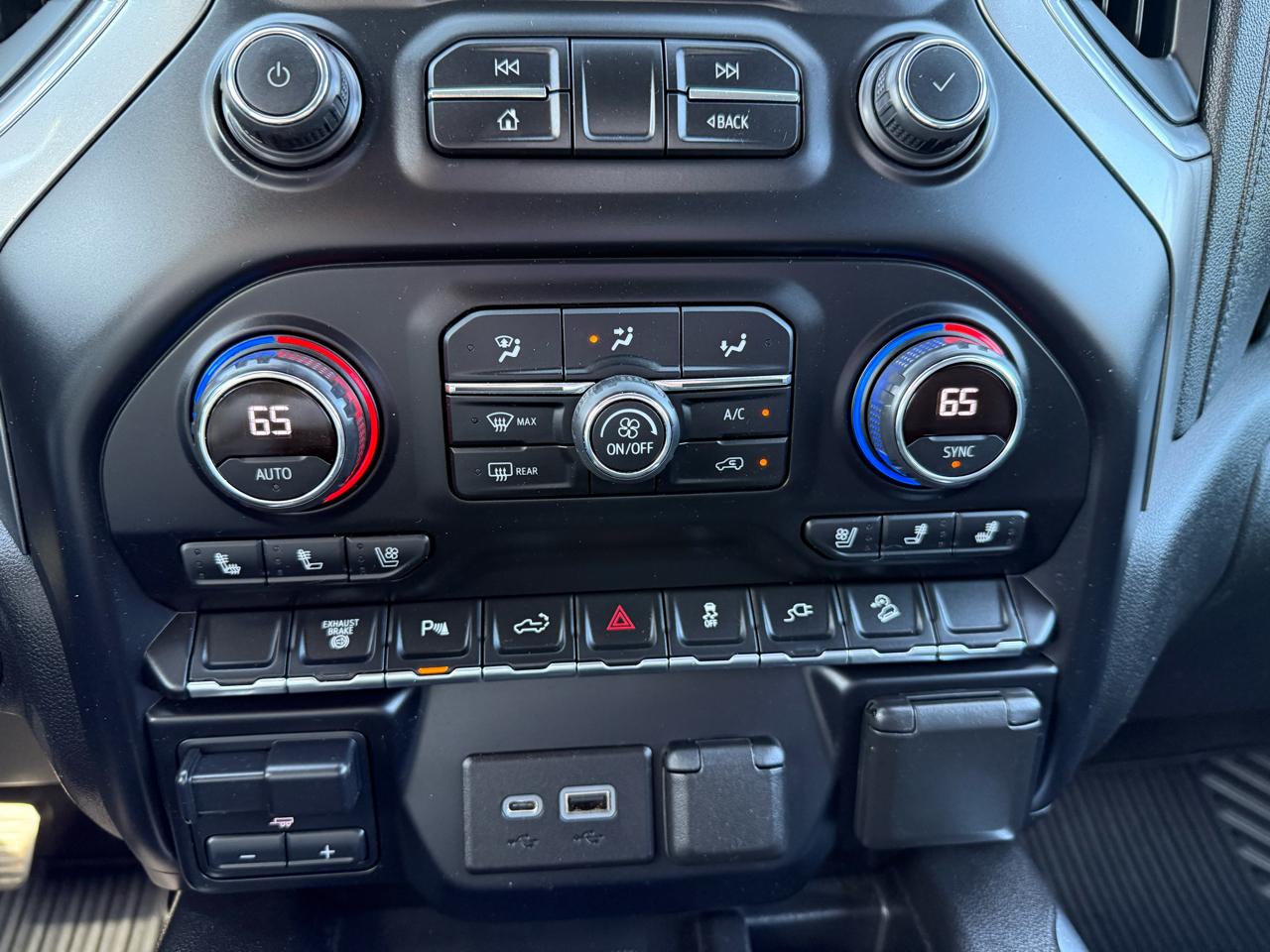 Chevrolet Silverado 2500HD LTZ Crew Cab 4WD 2021