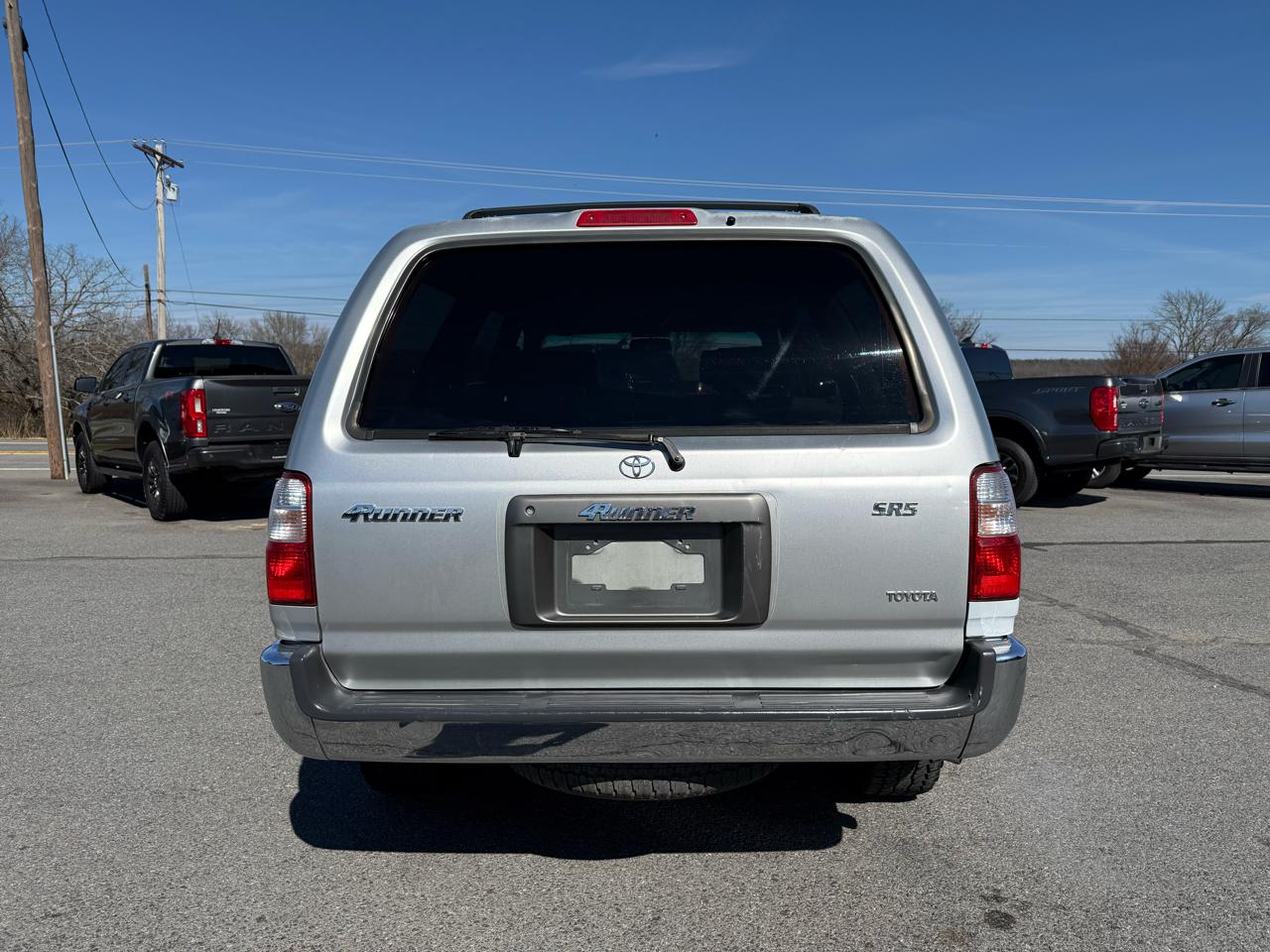 Toyota 4Runner SR5 2WD V6 2002