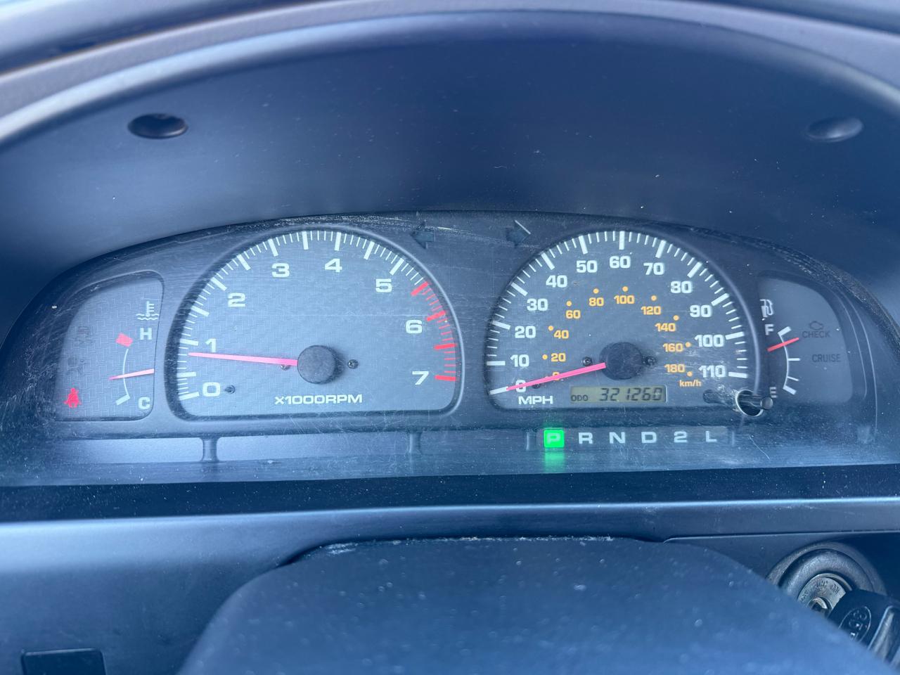 Toyota 4Runner SR5 2WD V6 2002